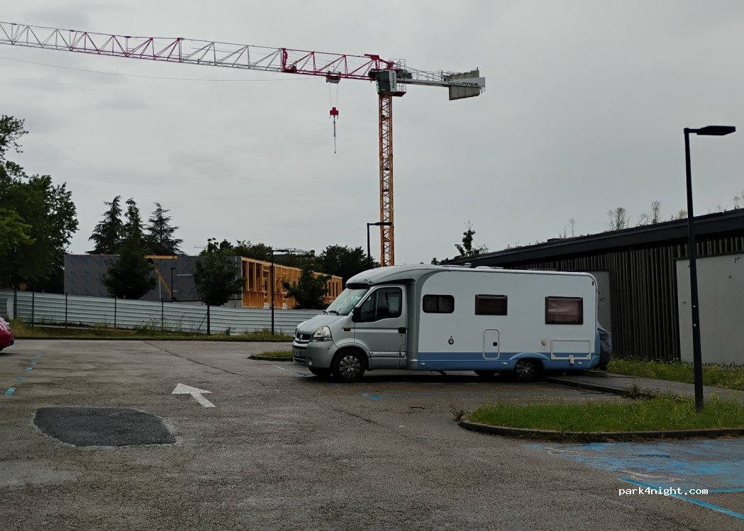 (74160) Saint-Julien-en-Genevois - 3 Avenue Napoléon III — foto