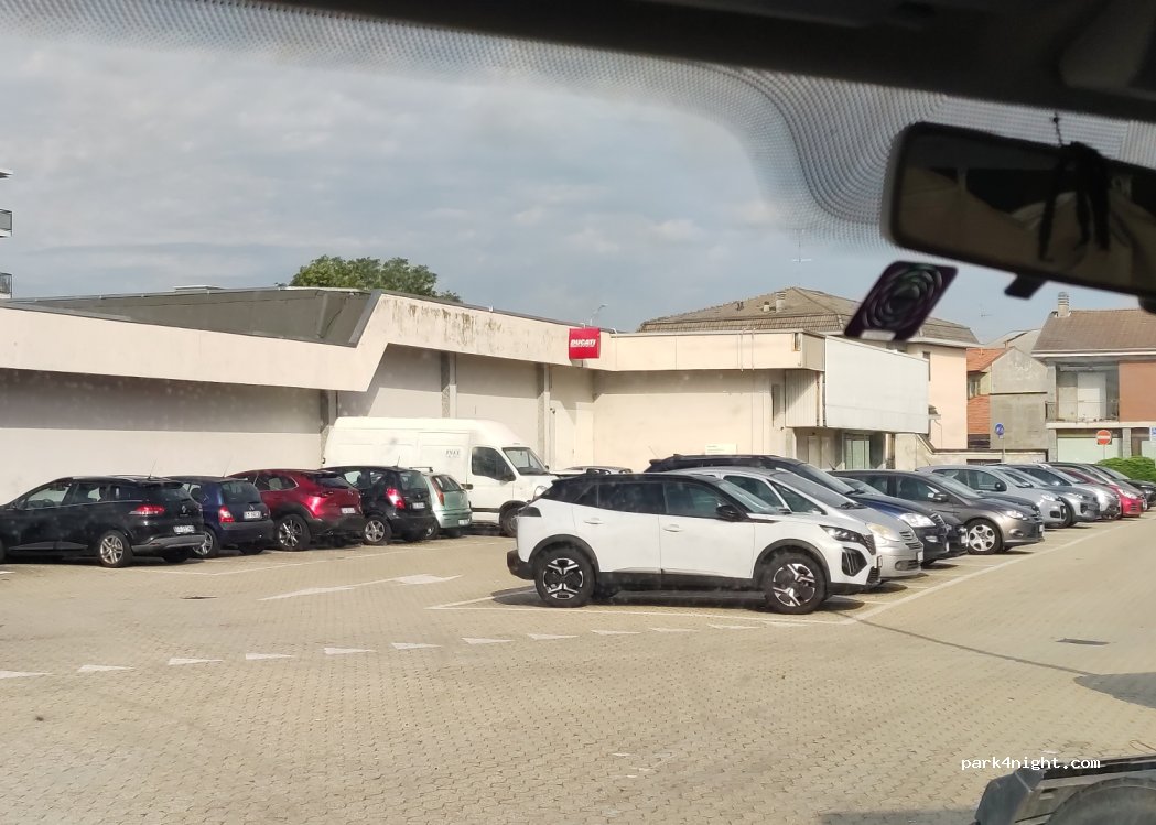 (28066) Galliate - 4 Vicolo Privato Monte Santo — foto