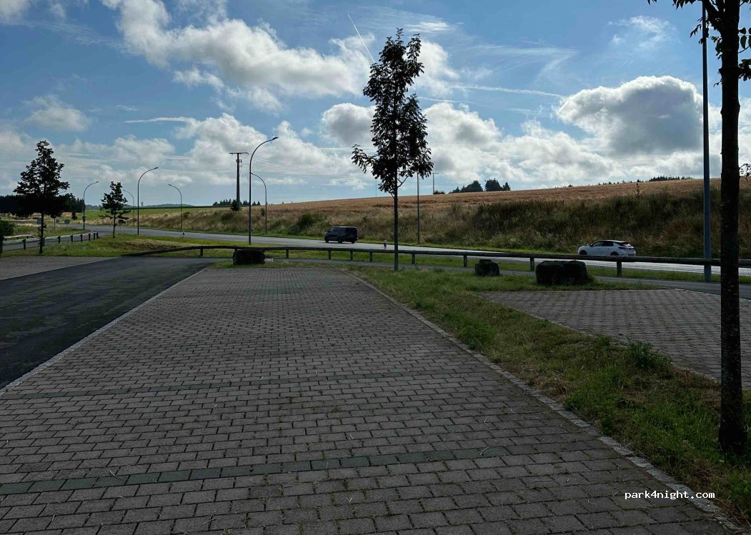 (6136) Junglinster - Beim Rossbur — foto 2