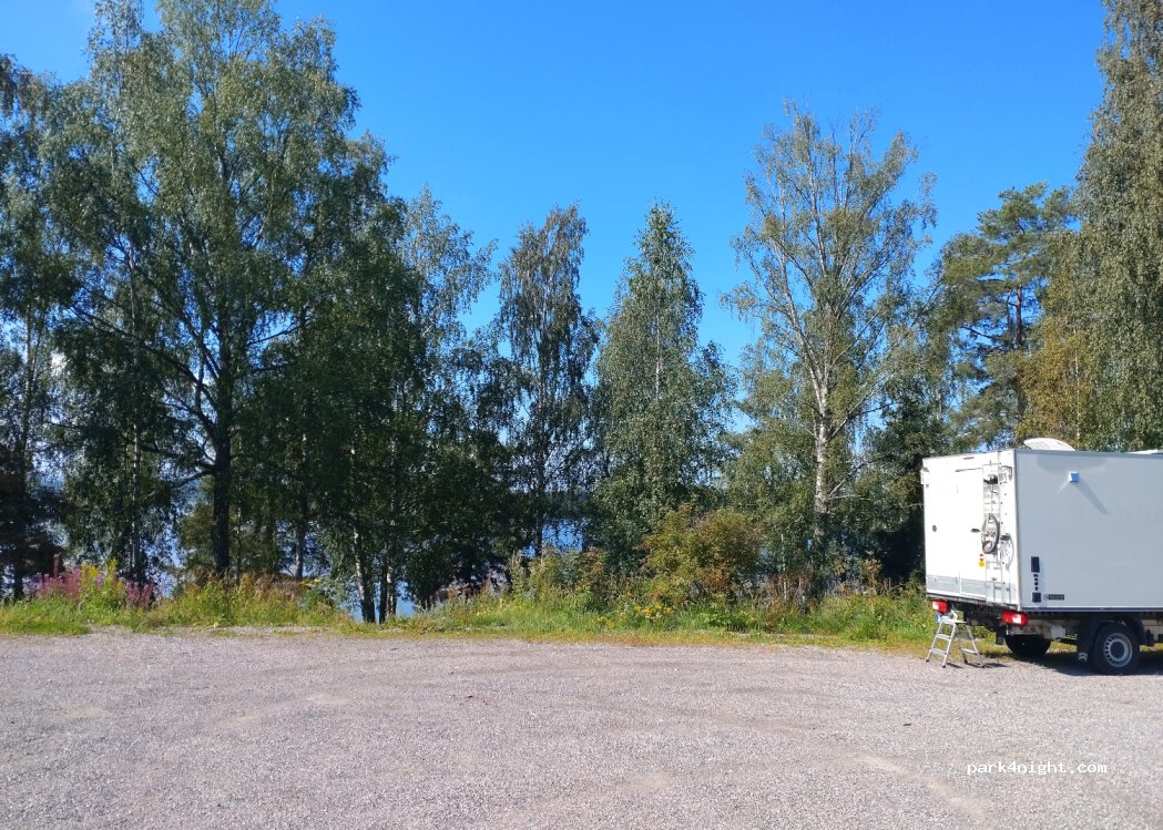 (784 78) Tomnäs - Unnamed Road — foto