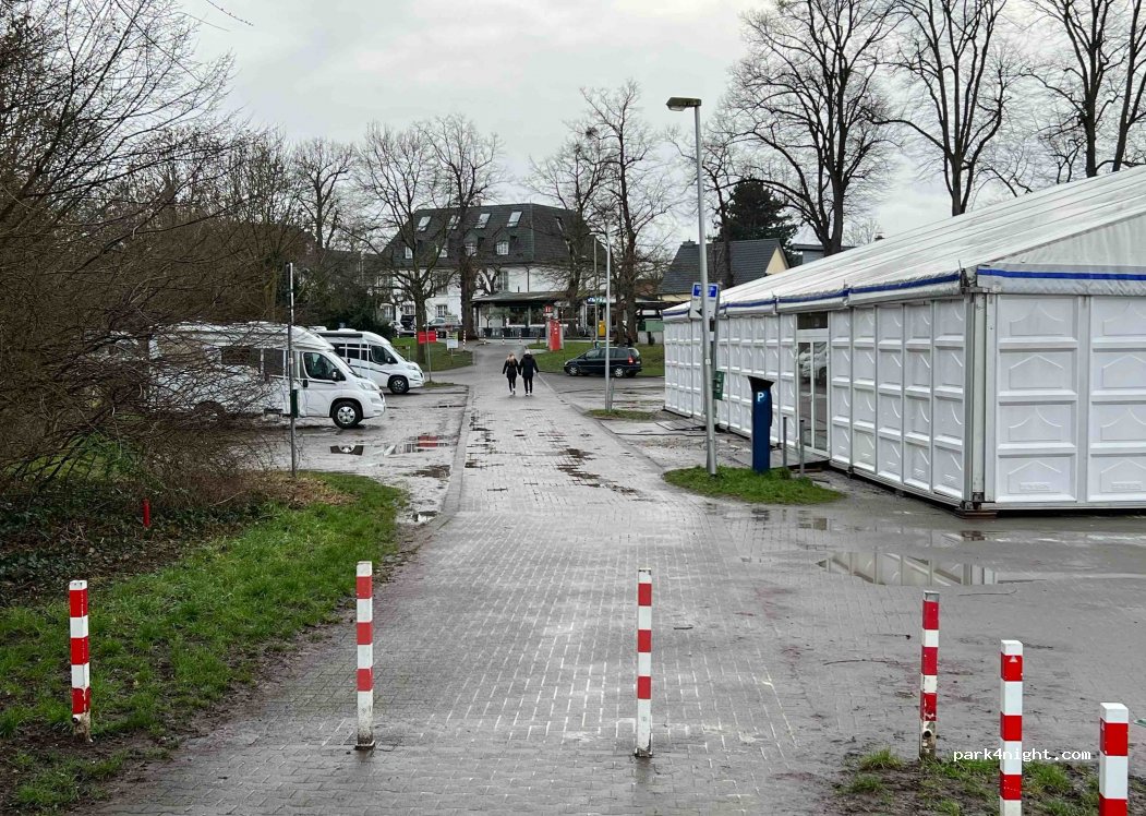 Wohnmobilstellplatz Dormagen | Am Rheintor — foto 2