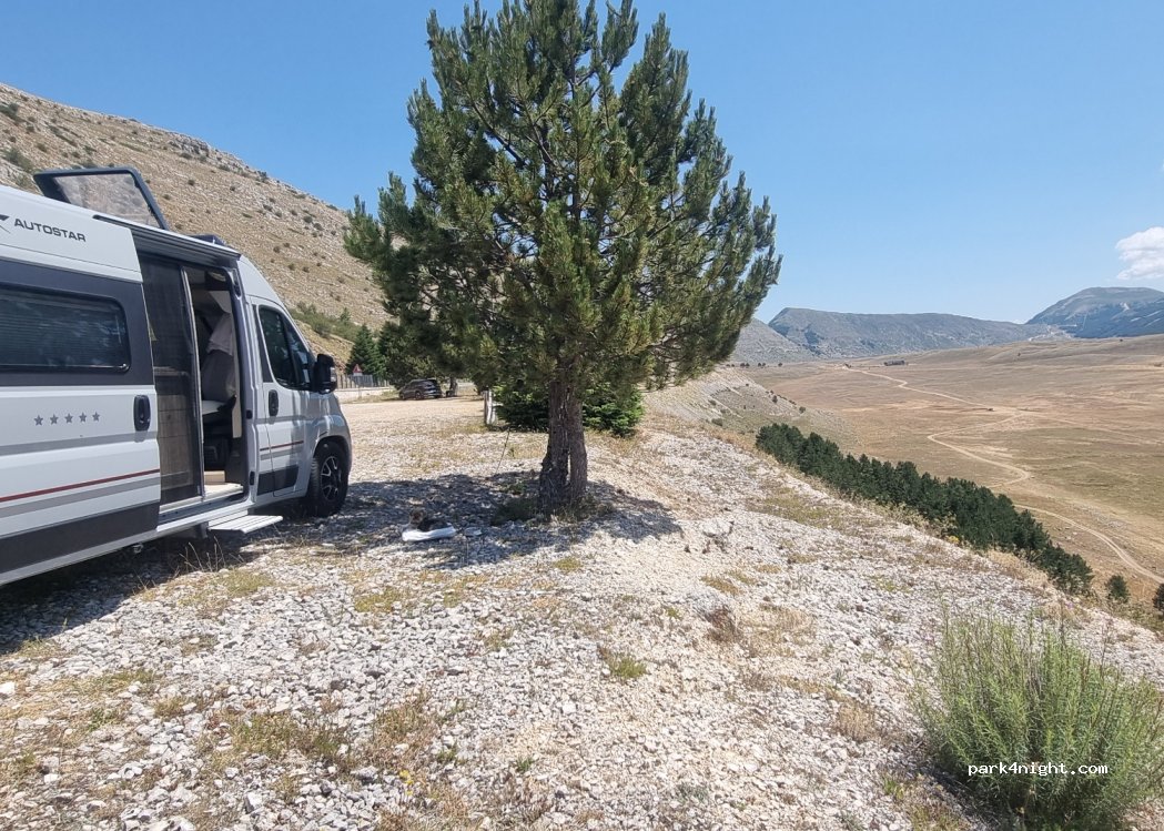 (67045) Lucoli - SS696 — foto