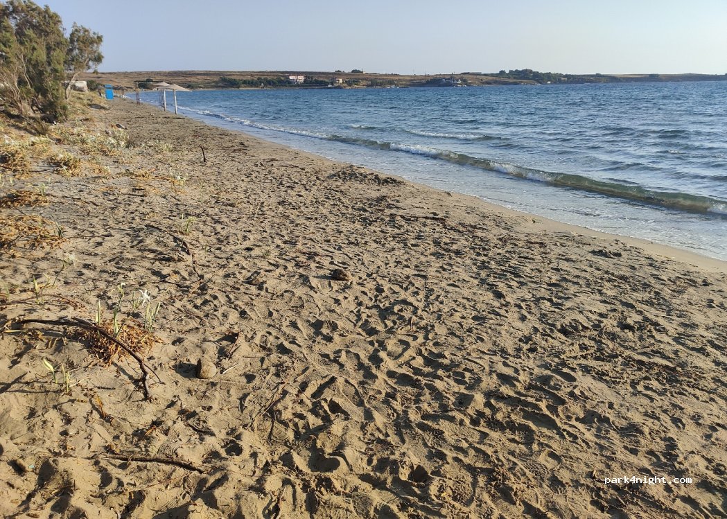 (814 01) Limnos - Unnamed Road — foto 2