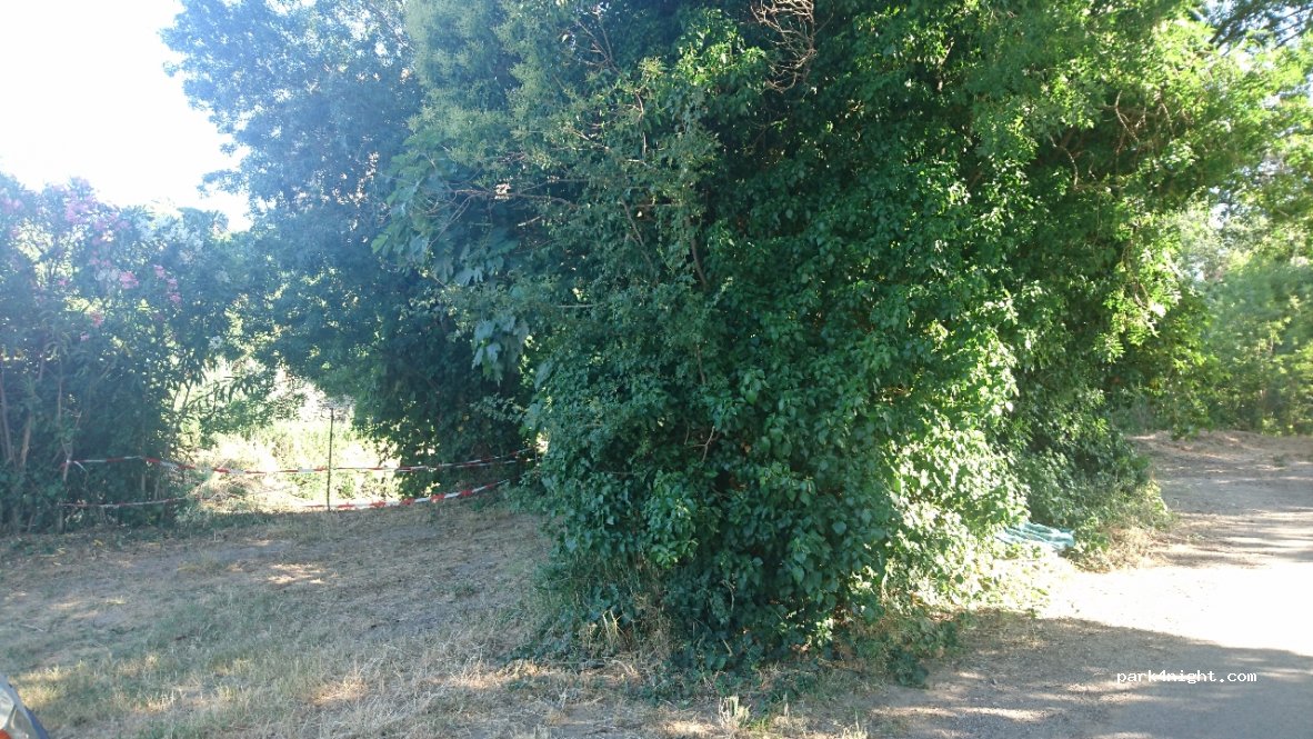 (11160) Rieux-Minervois - 24 Rue du Château — foto