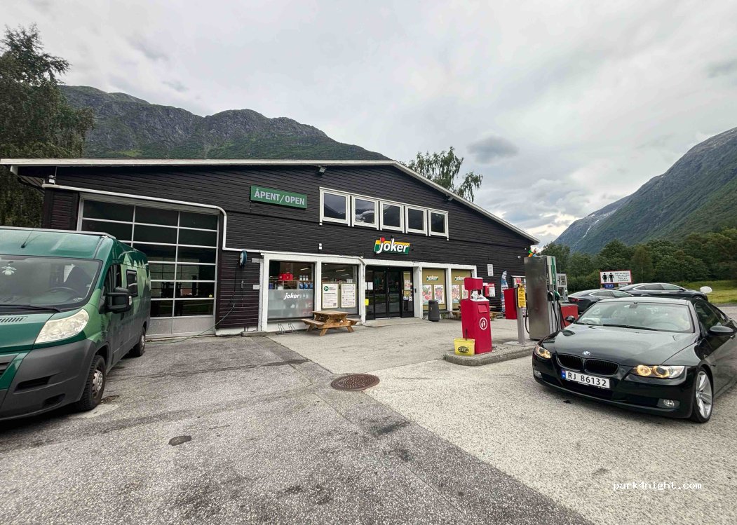 (6798) Hjelledalen - 2806 Strynevegen — foto 2