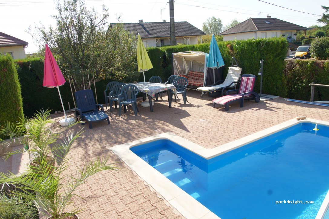 (39500) Tavaux - 40 Rue Anne Frank — foto 2