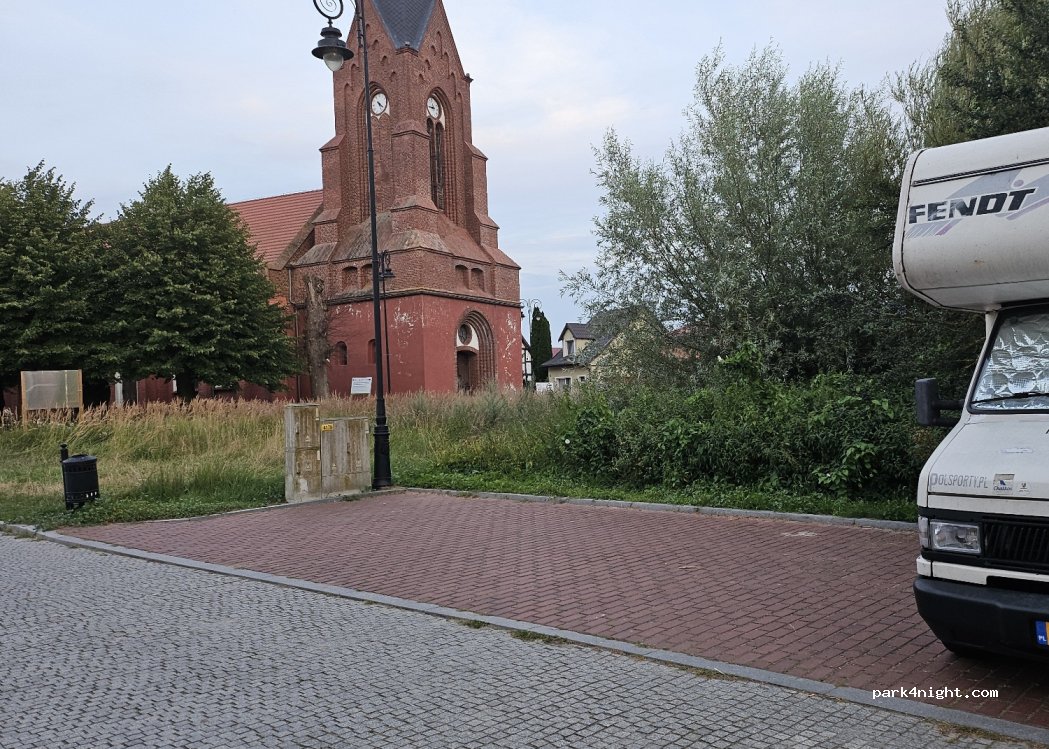 (72-022) Nowe Warpno - 2 Warszawska — foto