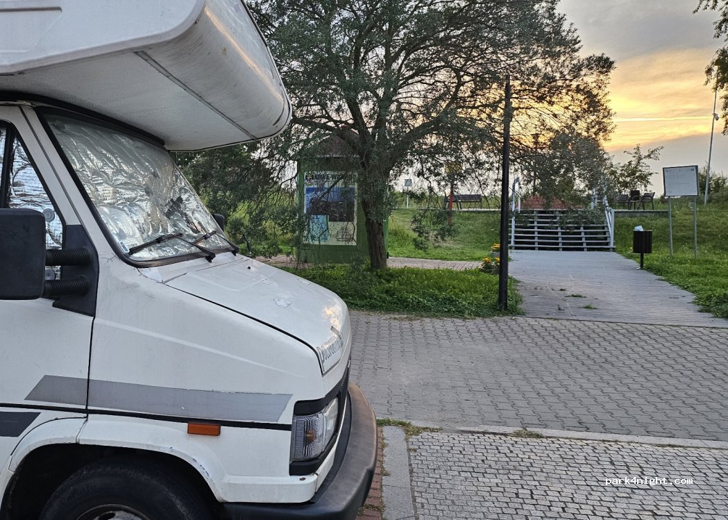 (72-022) Nowe Warpno - 2 Warszawska — foto 2