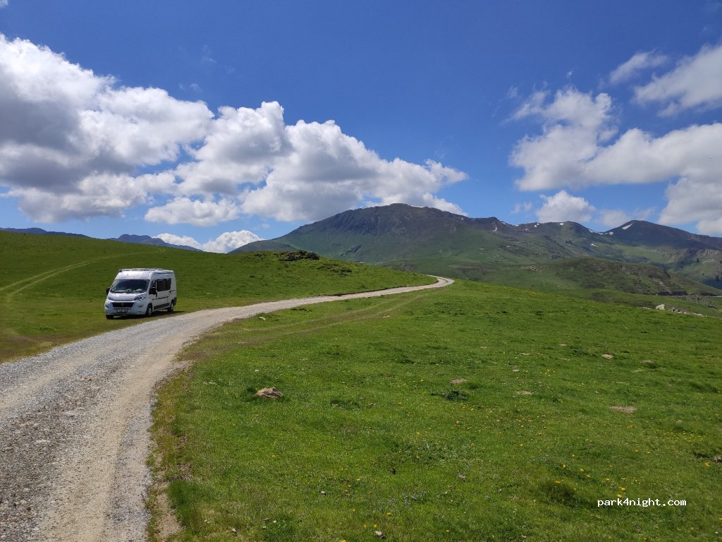 (31110) Ferrere - Unnamed Road — foto
