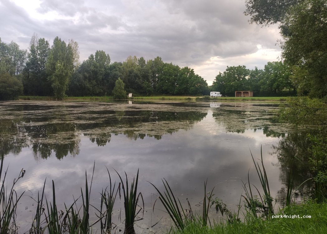 (18390) Savigny-en-Septaine - — foto