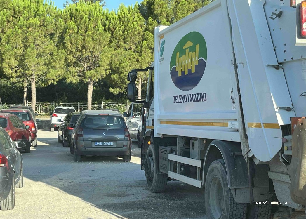 (21215) Kaštel Lukšić - Cesta Doktor Franje Tuđmana — foto