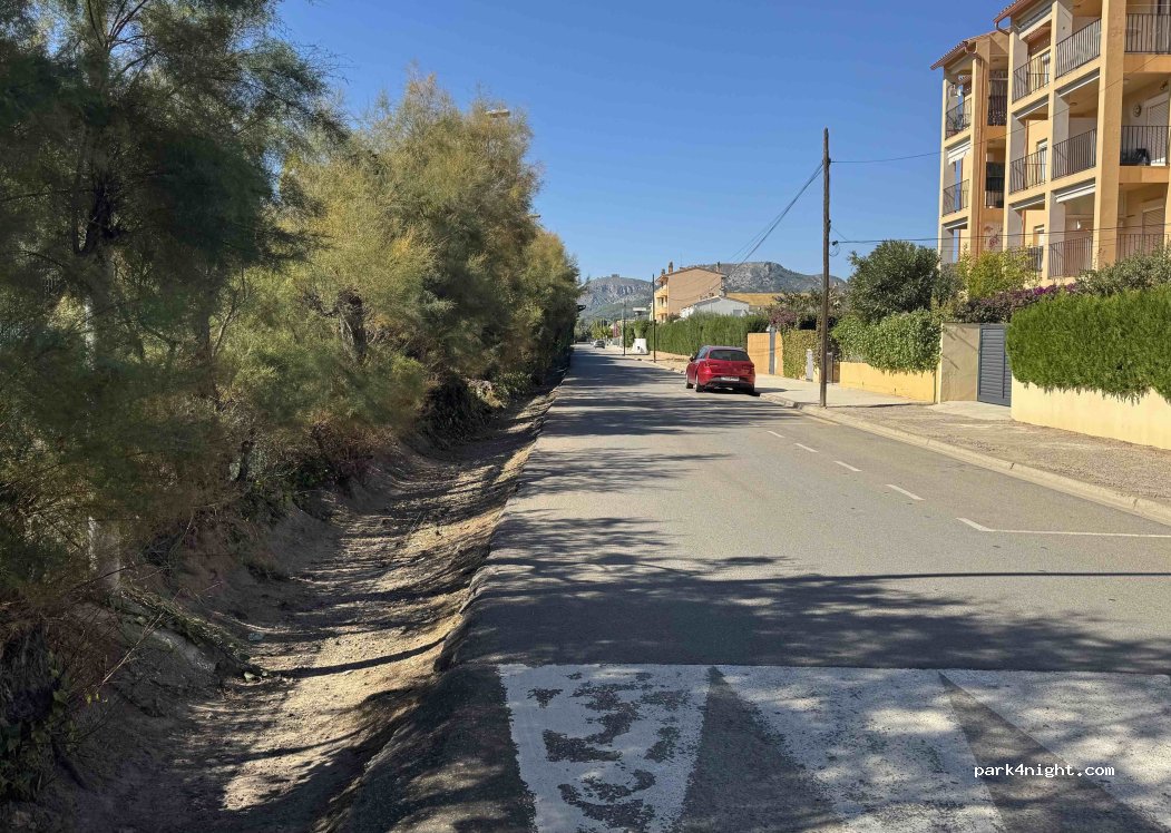 (17258) Torroella de Montgrí - 57 Avinguda de la Costa Brava — foto