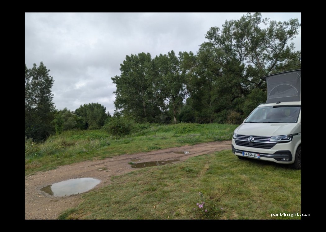 (63570) Beaulieu - 8 Fontaine Salée — foto 3
