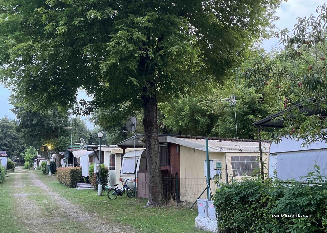 Camping 2000 — foto 2