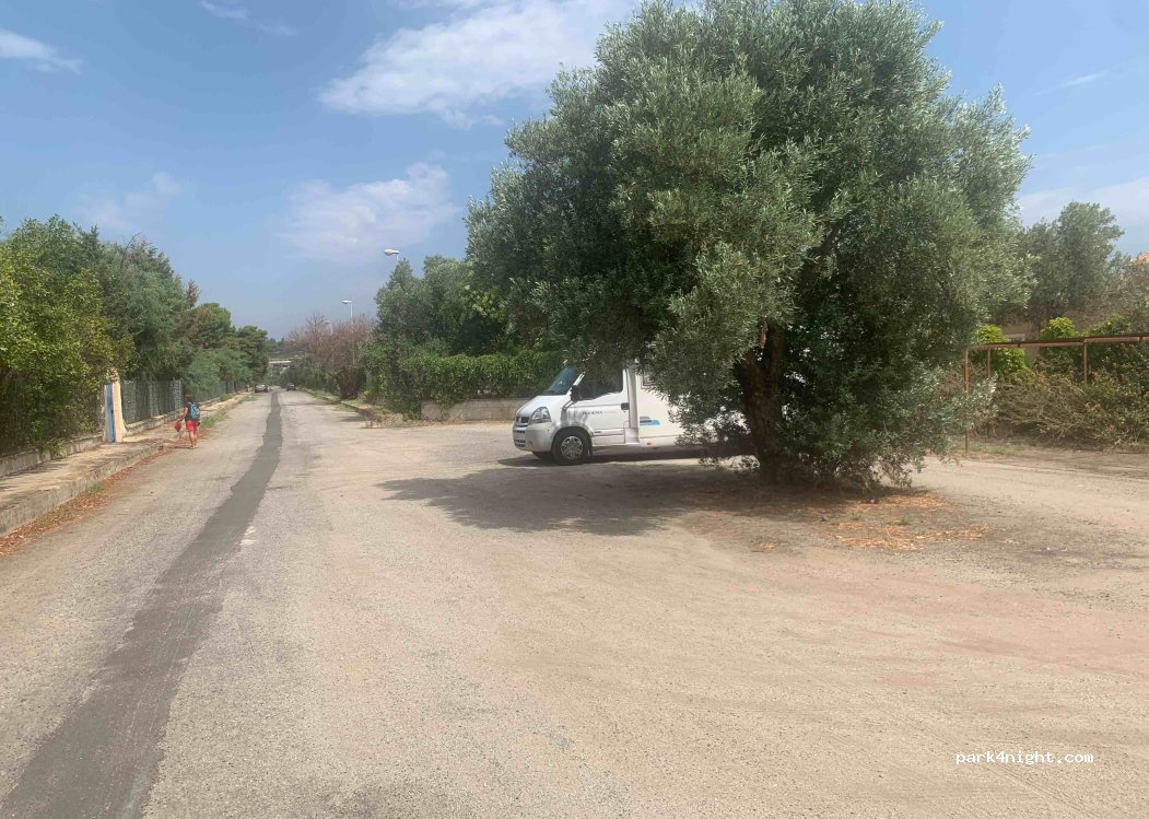 (88050) Simeri Mare - Via Nausica — foto