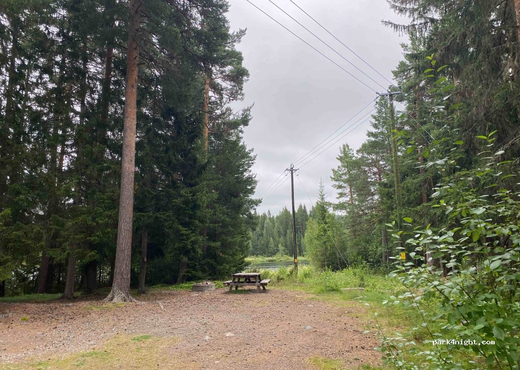 (845 52) Nästeln - — foto 2