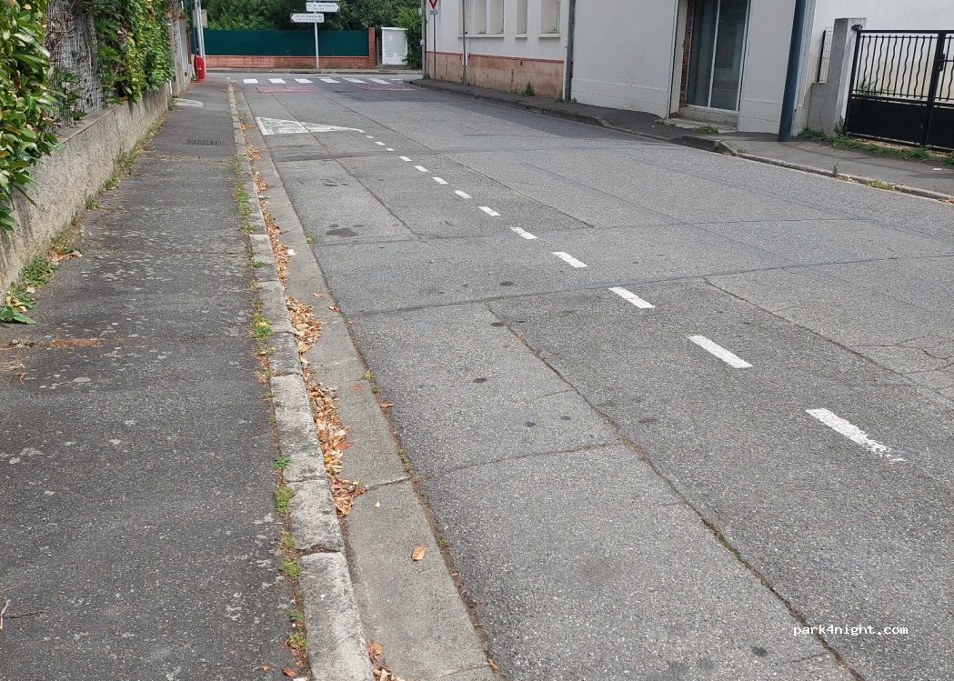 (31300) Toulouse - 5 Rue Dominique Clos — foto