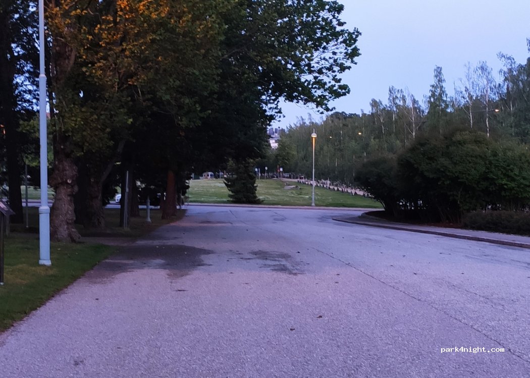(00100) Helsinki - 2 Krematoriontie — foto