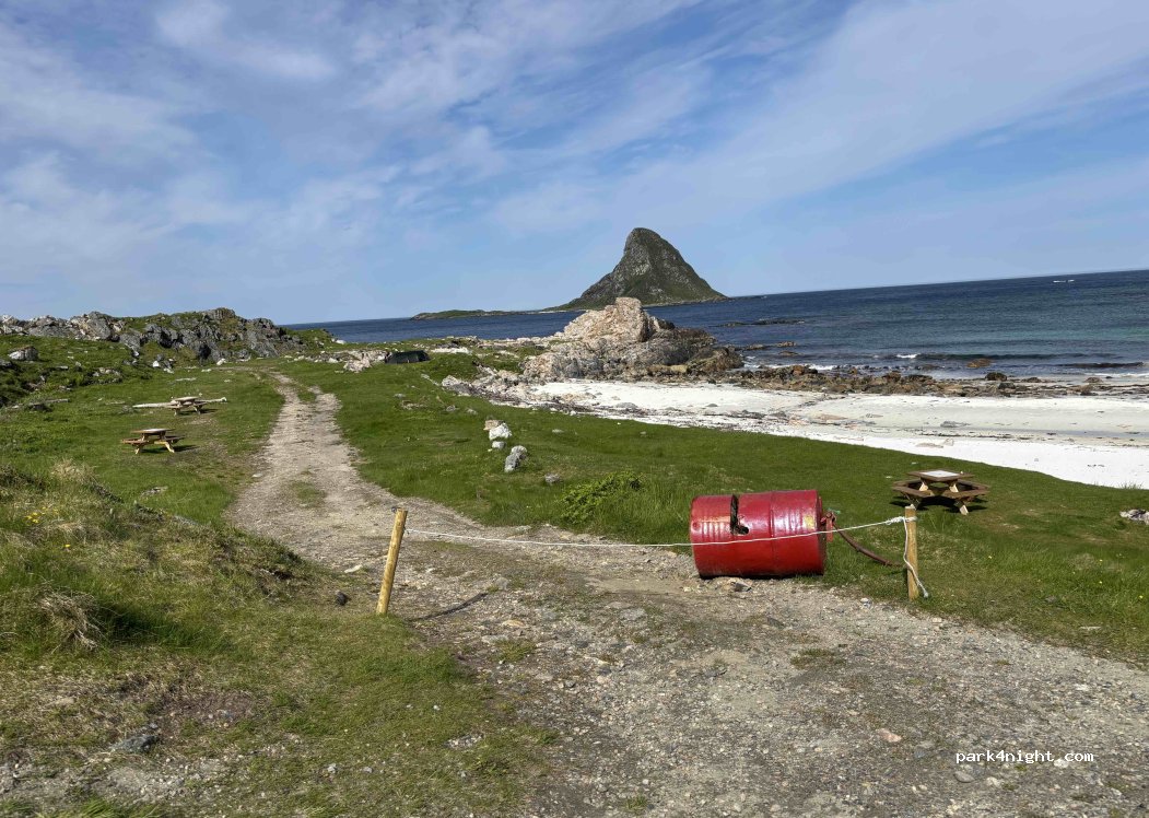 (8481) Bleik - Unnamed Road — foto 4