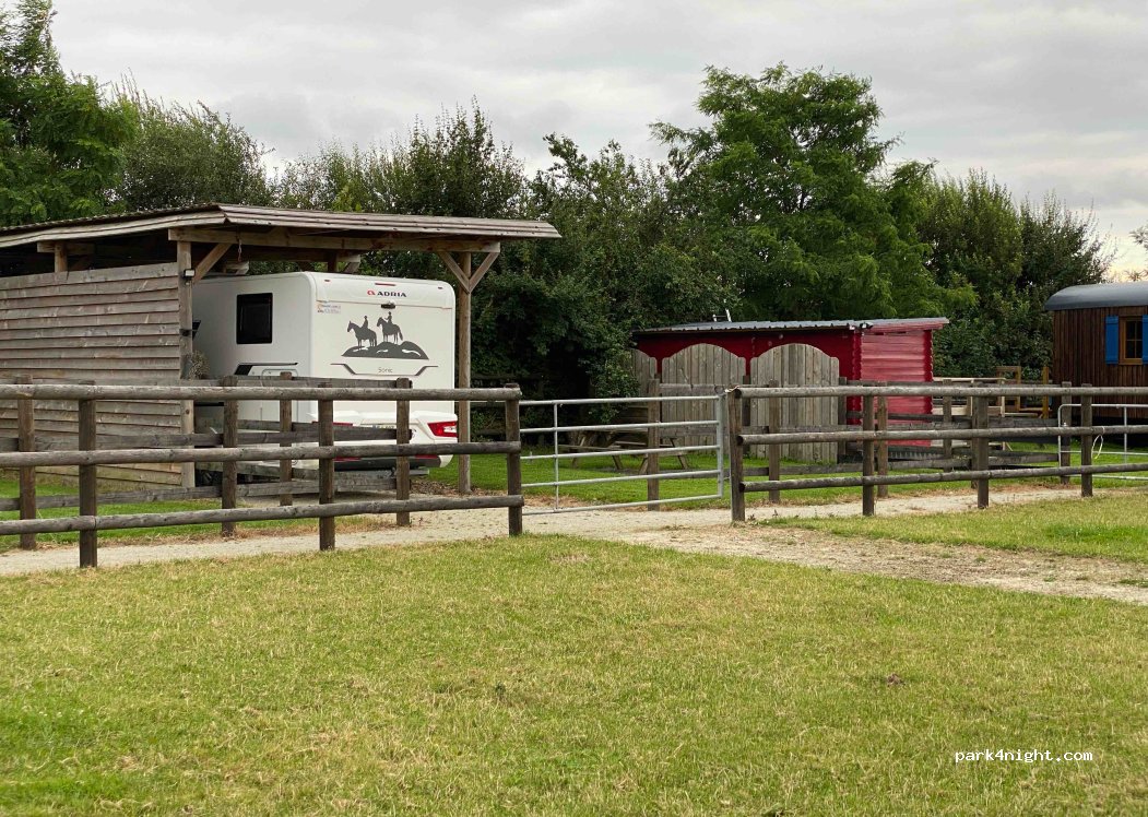 Camping et Relais équestre des Maupi — foto 2