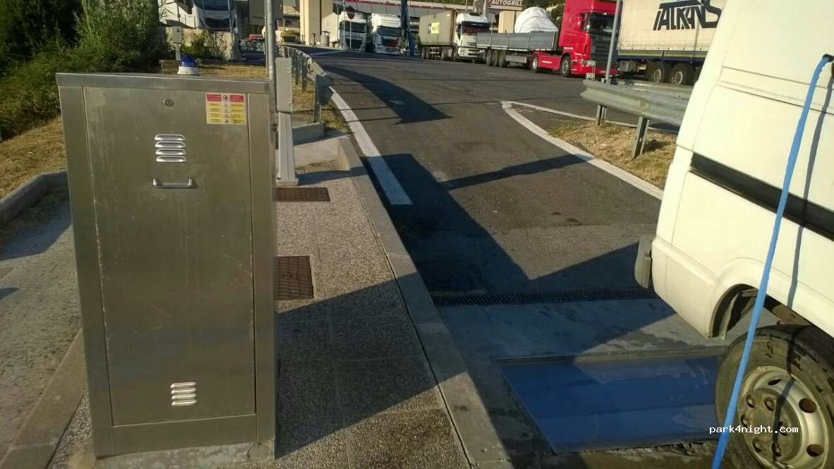 (51030) Serravalle Pistoiese - Autostrada Firenze-Mare — foto