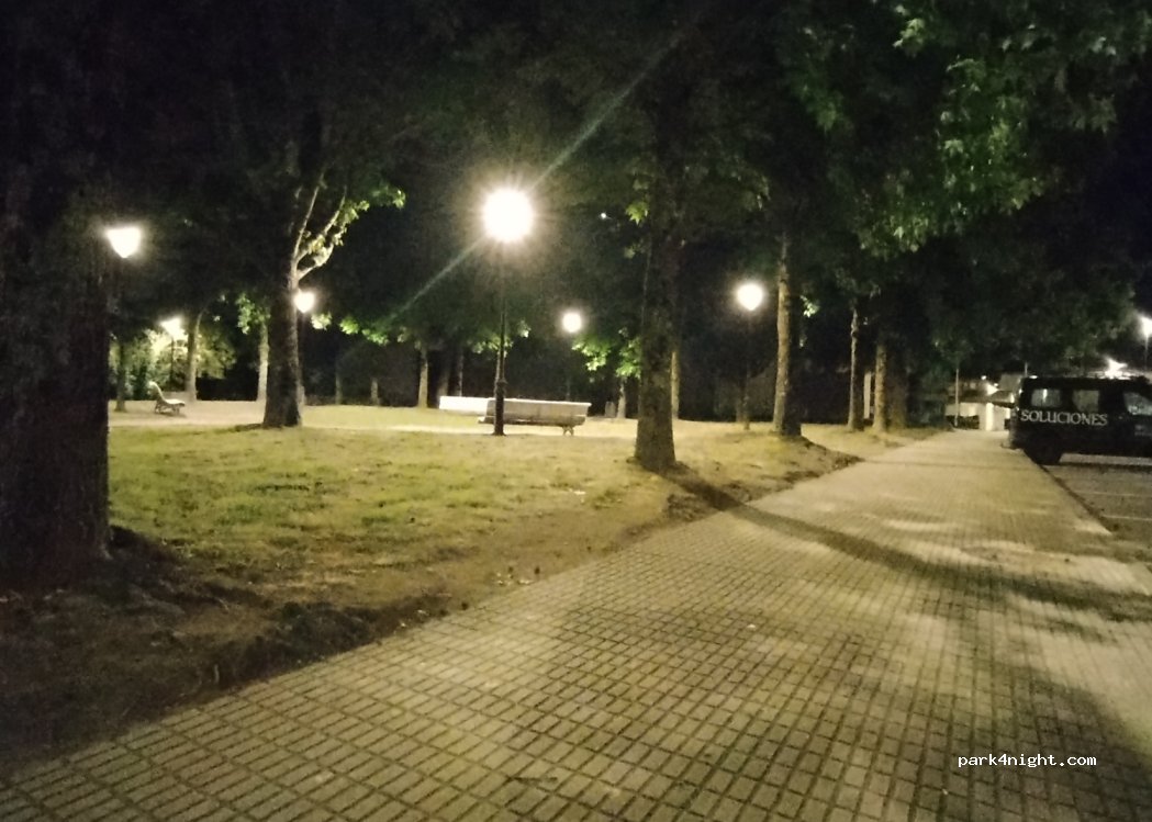 (15319) Betanzos - 18 Avenida de Fraga Iribarne — foto