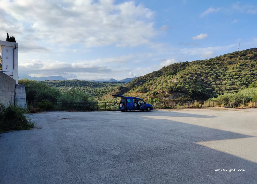 (98060) Falcone - Unnamed Road — foto