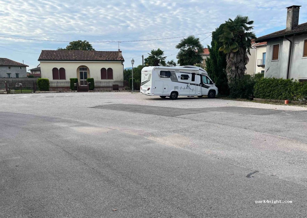 (36023) Secula - 4 Vicolo Chiesetta Valmarana — foto