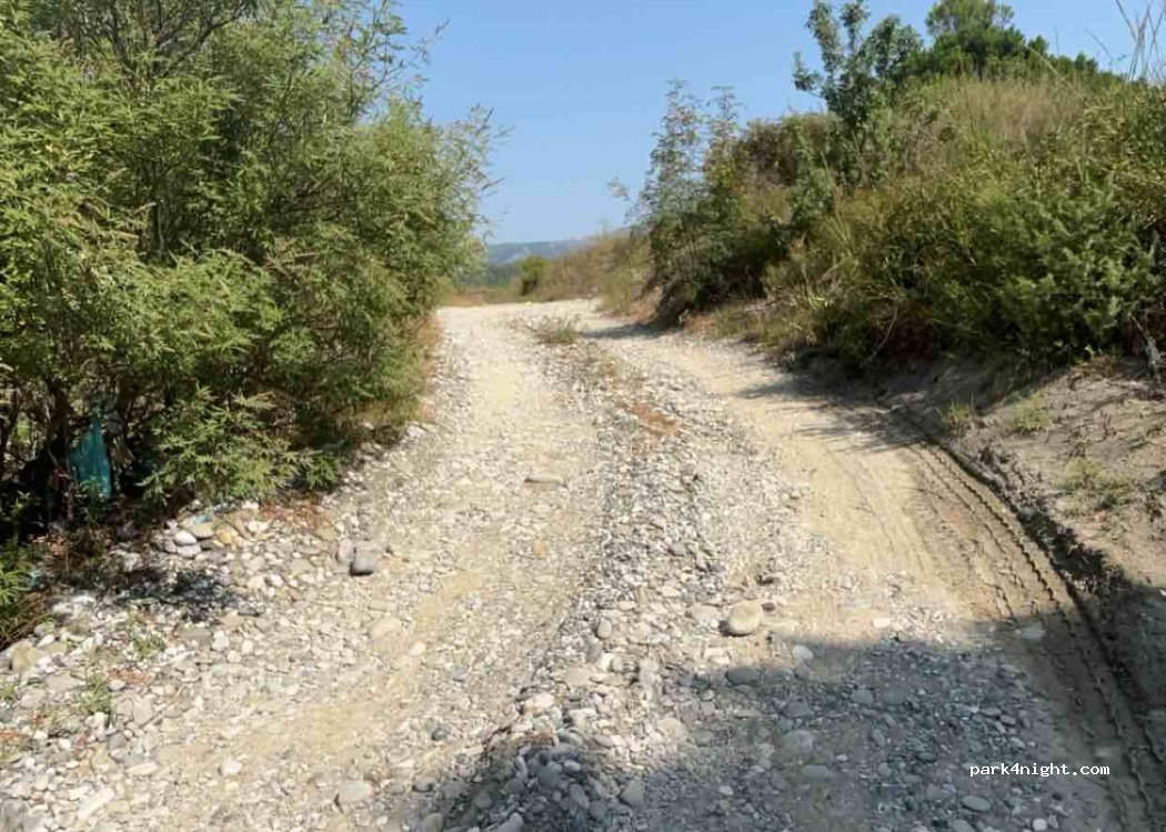 () Bual - Unnamed Road — foto