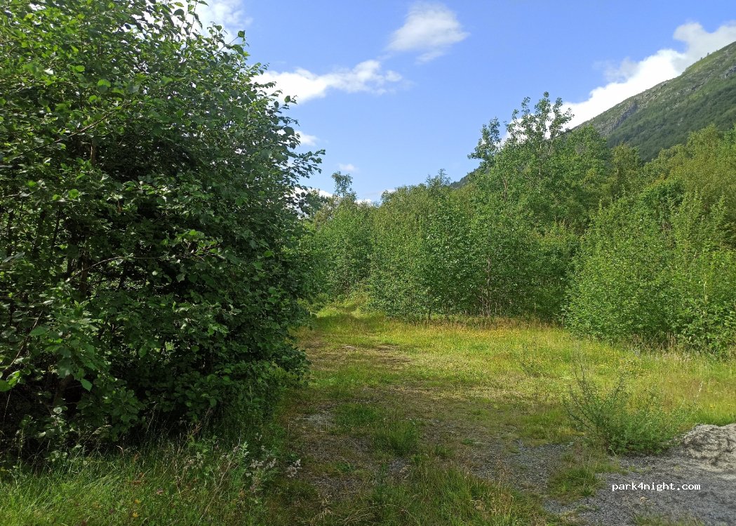 (6885) Årdalstangen - 47 Dalavegen — foto 2