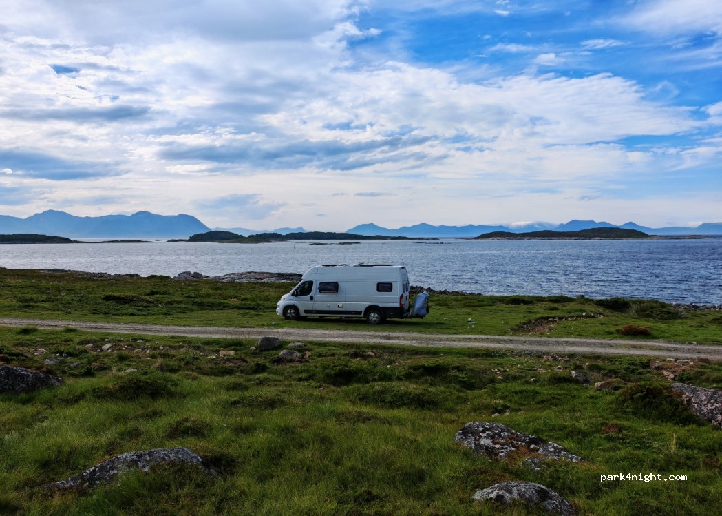 (9423) Grøtavær - — foto 2