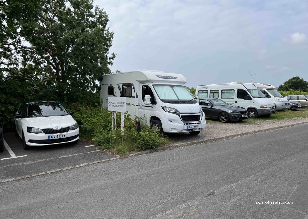 (BN22 7PY) Eastbourne - 56 Wartling Road — foto 3