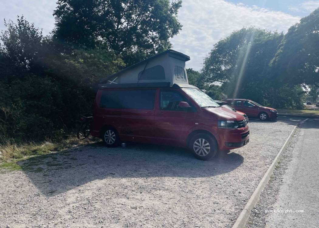 (BN22 7PY) Eastbourne - 56 Wartling Road — foto 4