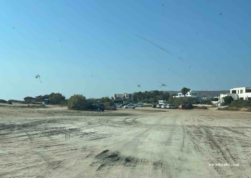 (843 00) Kastraki - Unnamed Road — foto