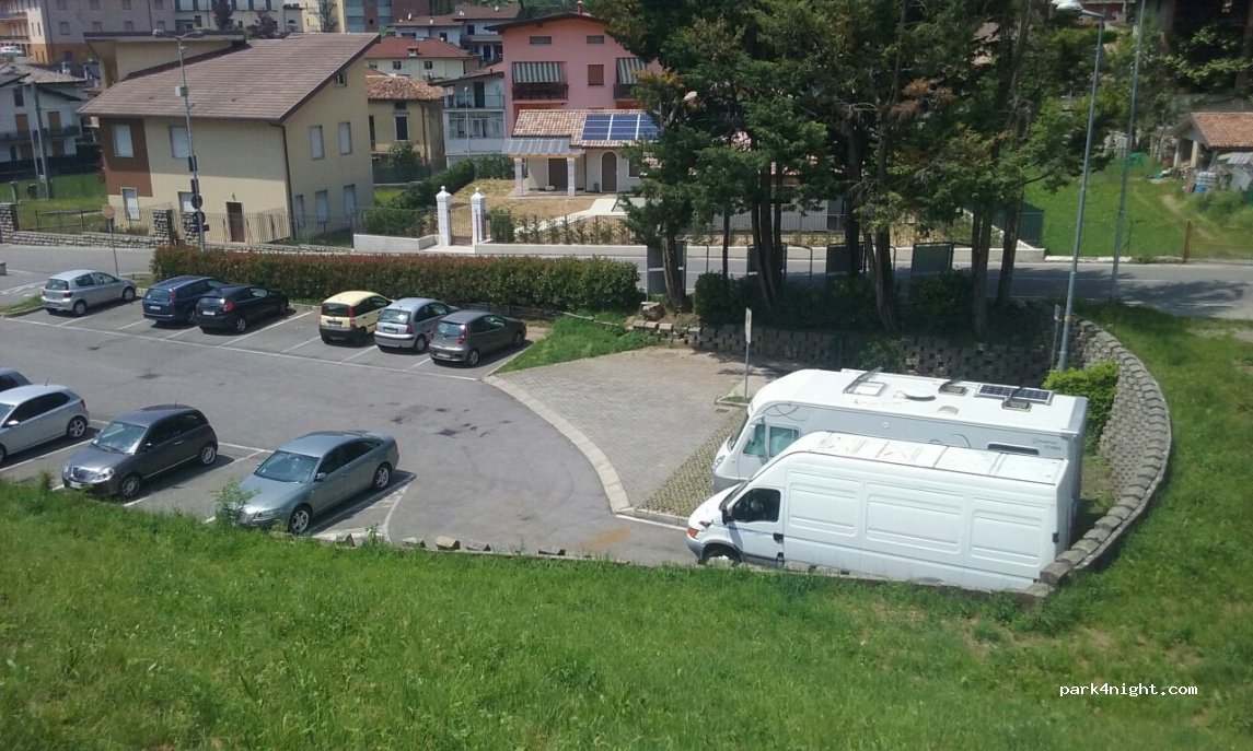 (24024) Gandino - 12 Via G. Pascoli — foto