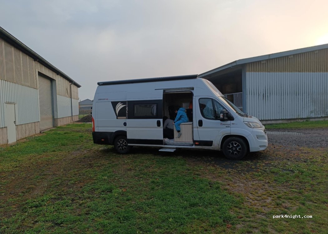(56332) Wolken - 1 Landstraße — foto 4