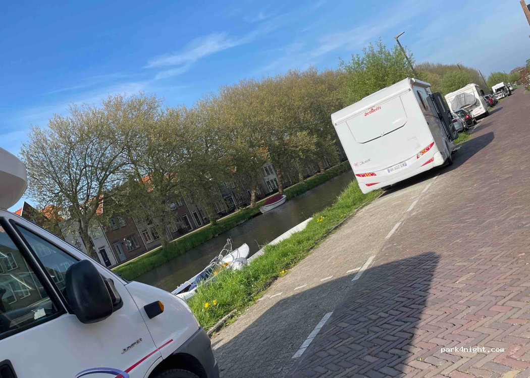 (1135 VW) Edam - 26 Burgemeester Versteeghsingel — foto