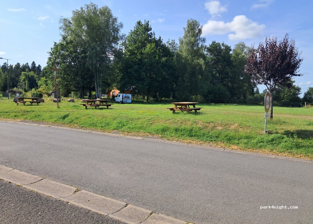 (63470) Verneugheol - 3 Route de la Breuille — foto 2