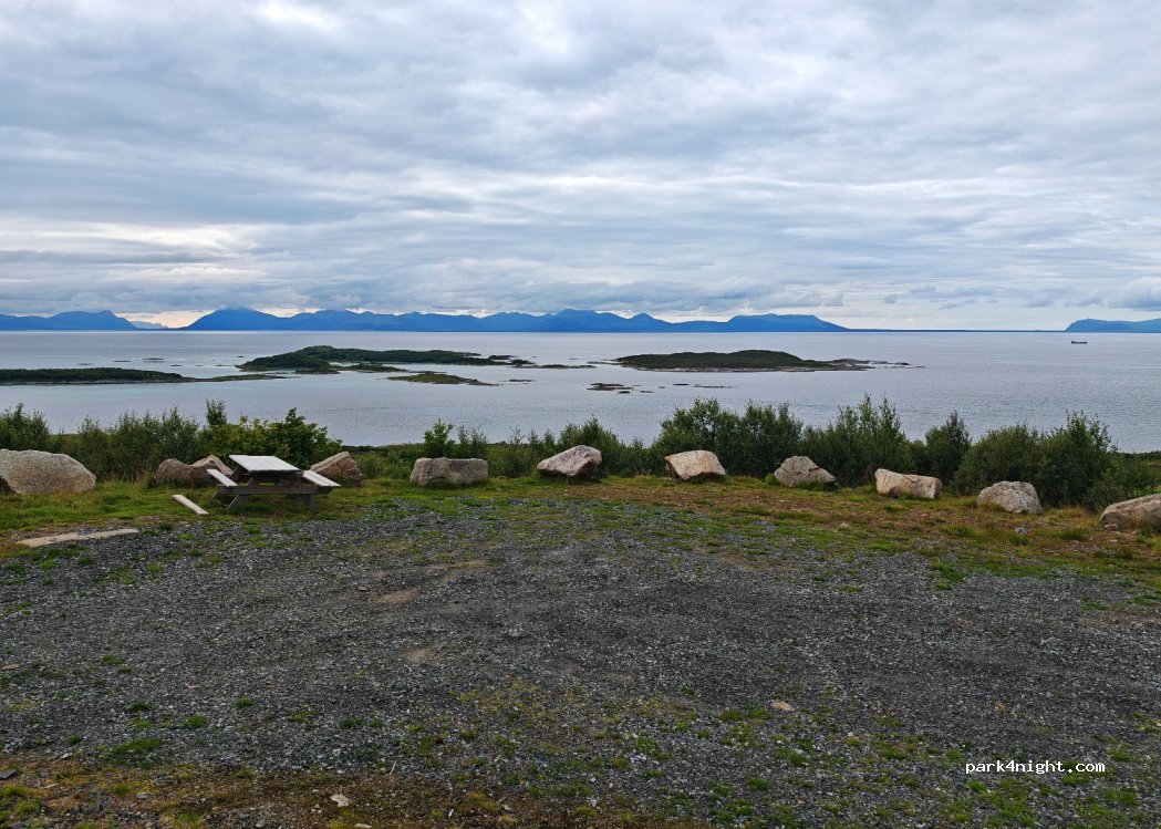 (9423) Grøtavær - 1599 Toppsundveien — foto