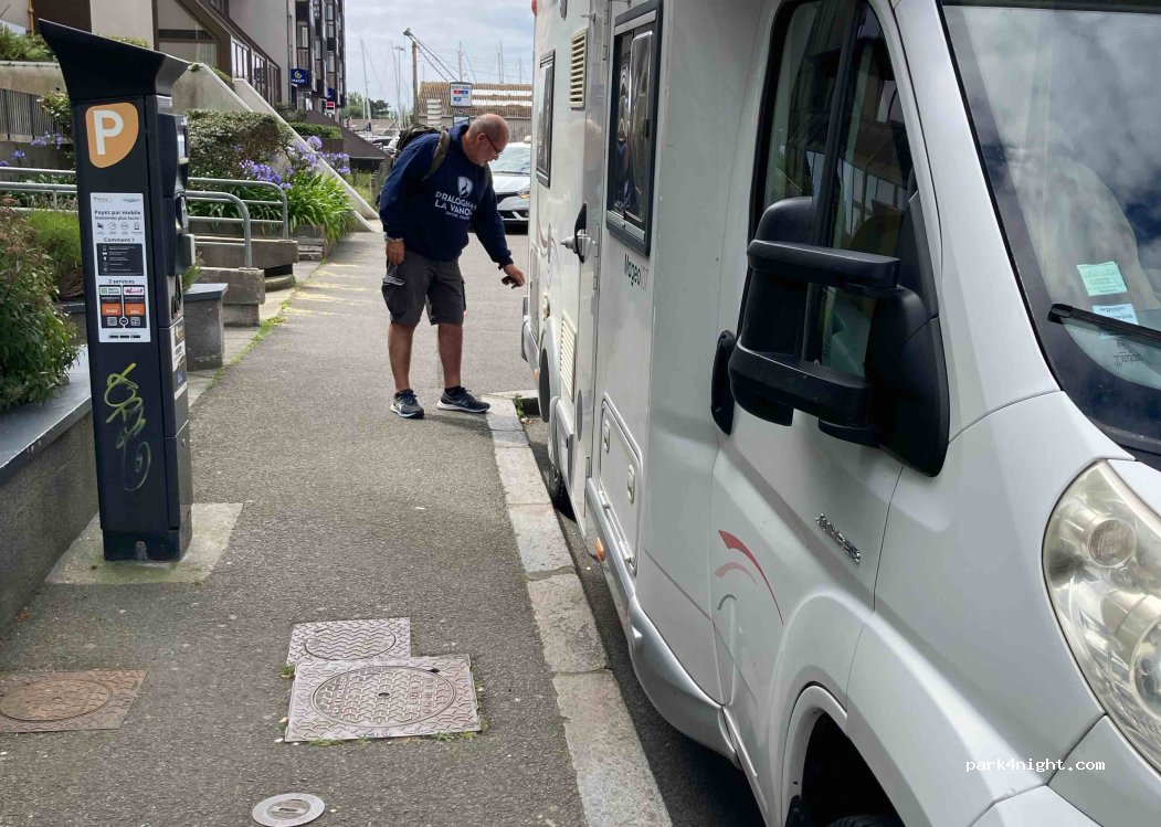 (35400) Saint-Malo - 18 Avenue Jean Jaurès — foto