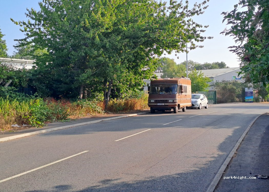 (TA2) Taunton - Venture Way — foto 2