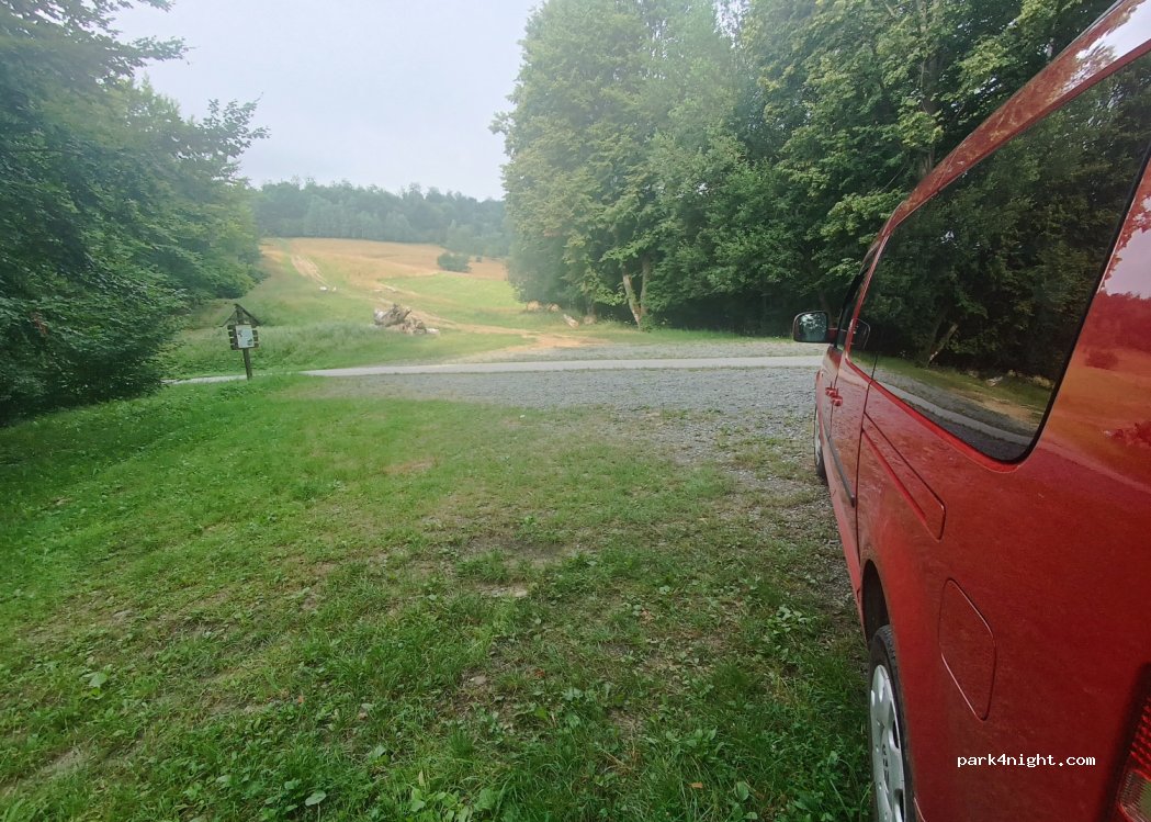(086 04) Kríže - — foto