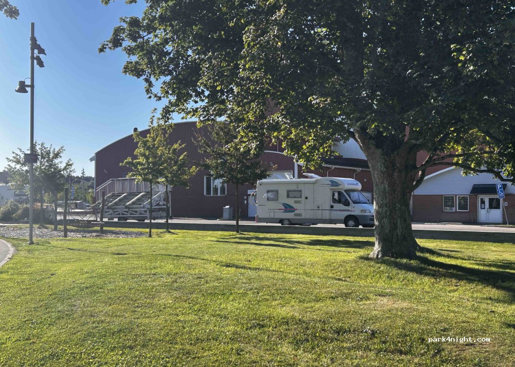(434 50)  - 5 KUNGSBACKA SPORTCENTER — foto 5
