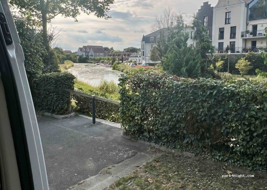 (59700) Marcq-en-Barœul - 64 Rue Raymond Derain — foto