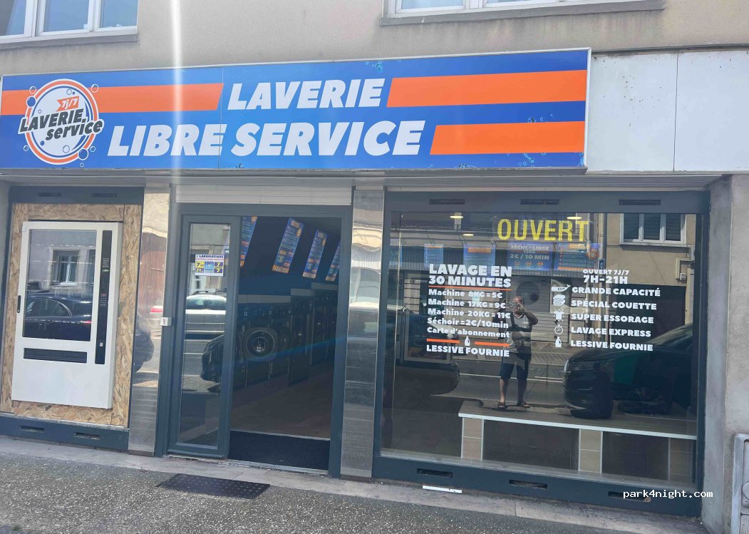 (54230) Neuves-Maisons - 21 Rue Général Thiry — foto