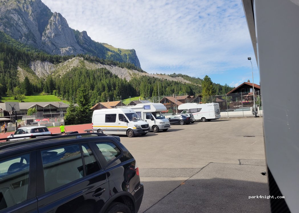 (3718) Kandersteg - 111 Äussere Dorfstrasse — foto 3