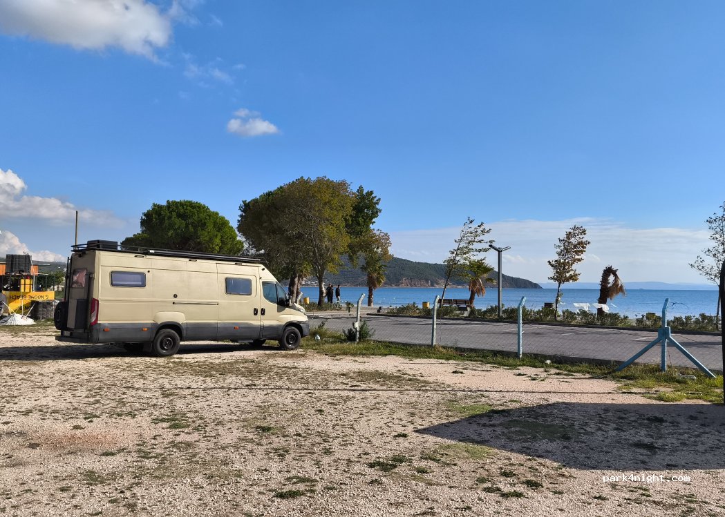IŞIK PARK BEACH ÇADIR KARAVAN — foto