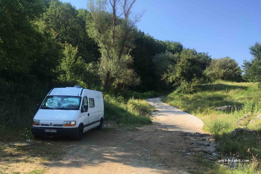 (601 00) Katerini - Ethniki Odos Katerinis Elassonas — foto