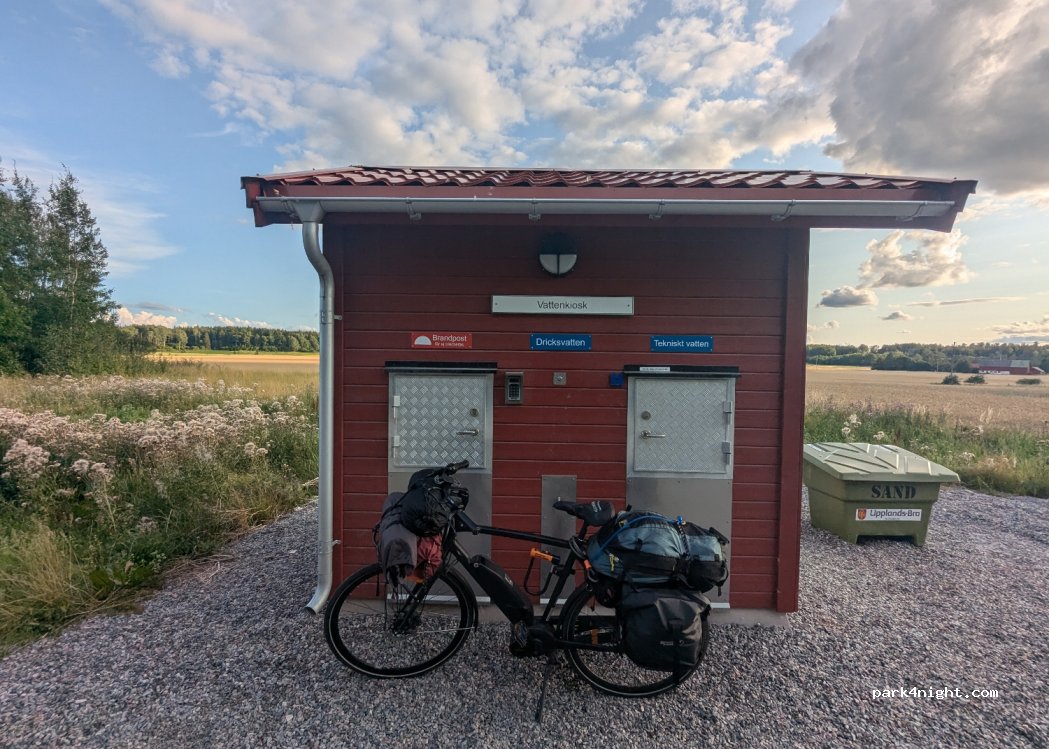 (197 92) Bro - 2 Tranbyggevägen — foto
