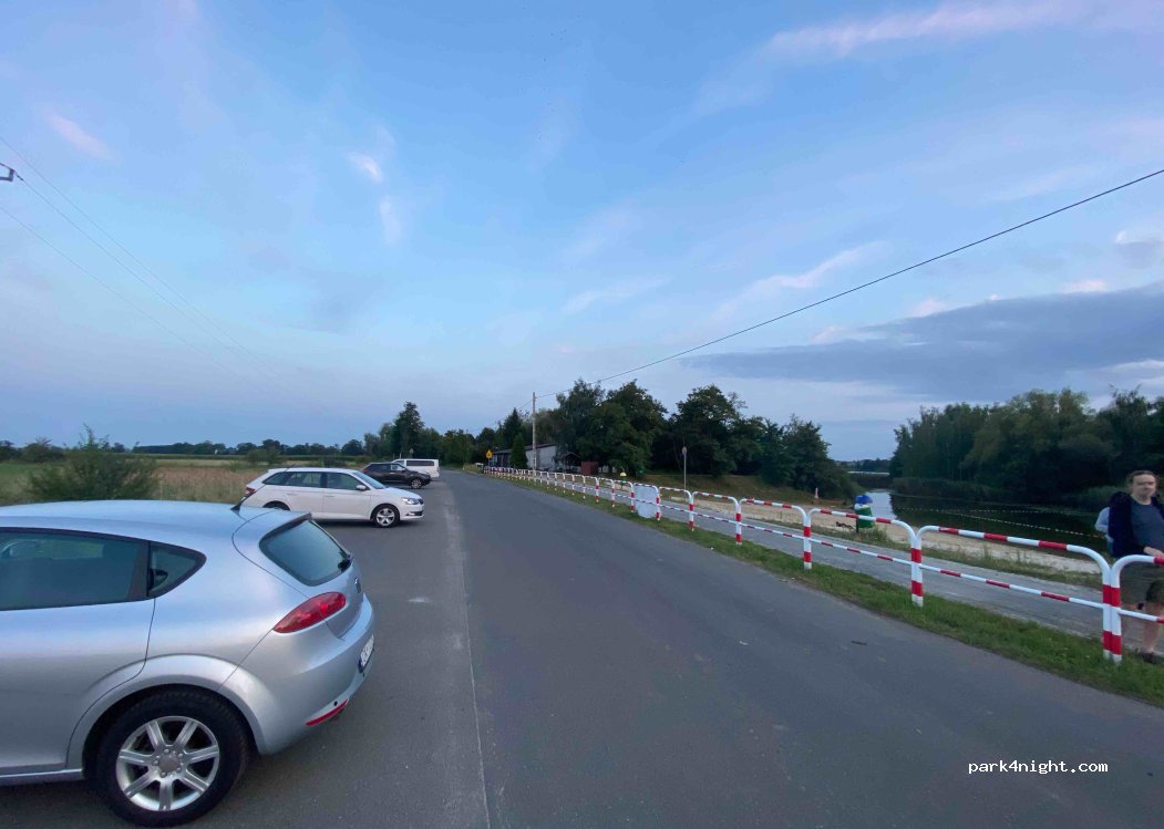 (47-208) Kobylice - 28 Spacerowa — foto 2